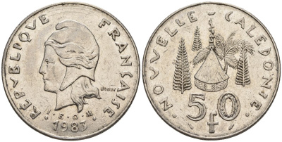 Французская Новая Каледония 50 франков 1983 хижина среди сосен и пальм, (IEOM) KM 13, Schoen 15, Lec 121 никель 4120-742