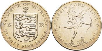 Гернси 25 пенсов 1972 25 лет свадьбы Елизаветы II и Филиппа, амур, в оригинальной пластиковой коробке KM 26 медно-никель UNC 1079-7-11