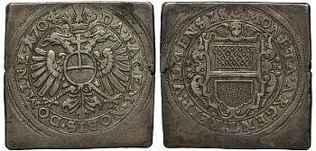 Ульм 1 гульден 1704 клиппа, херувим над гербом смотрит прямо KM 34, Nau 156, Brause-Mansfeld Tf. 26/6 серебро 00-000-00