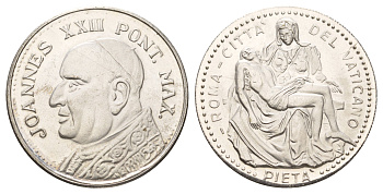 Ватикан медаль в честь избрание папой римским Иоанна XXIII ND (1958) Иоанн XXIII, Пьета Микеланджело, диаметр 35 мм, вес 15,6 гр бронза плакированная серебро 4667-1135