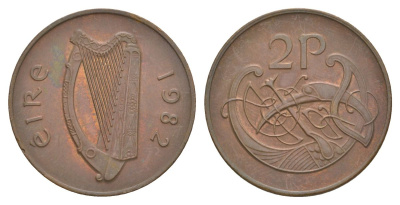 Ирландия 2 пенса 1982 виньетка в виде стилизованной птицы из второй библии Карла II Лысого KM 21 бронза aUNC 4633-614