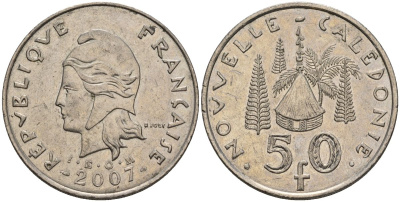 Французская Новая Каледония 50 франков 2007 хижина среди сосен и пальм, (IEOM) KM 13a, Schoen 15a, Lec 128i медно-никель 4111-241
