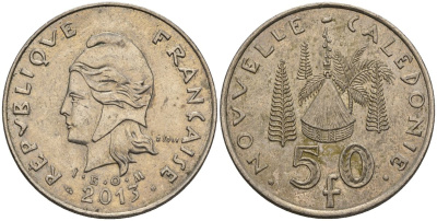 Французская Новая Каледония 50 франков 2013 хижина среди сосен и пальм, (IEOM) KM 13a, Schoen 15a, Lec 128i медно-никель 4111-1033