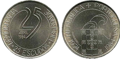 Португалия 25 эскудо 1984 10 лет Революции KM 623 медно-никель UNC 4577-736