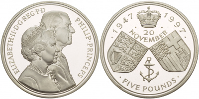 Великобритания 5 фунтов 1997 Елизавета II (1952-2022), 50 лет свадьбы Елизаветы и Филлипа, Золотая свадьба королевы, в оригинальной коробке, с сертификатом, 75000 экз. KM 977а, Spink (L4) серебро  PROOF  3-4-2-44