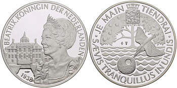 Нидерланды медаль ND Беатрикс королева Нидерландов (1938- ), диаметр 38 мм., вес 25,12 гр.  серебро  PROOF  1078-6-24