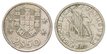 Португалия 2,5 эскудо 1982 KM 590 медно-никель 4627-918