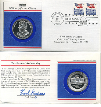 США медаль 1993 инаугурация президента Билла Клинтона, в конверте первого дня гашения с двумя марками, в оригинальном буклете серебро PROOF 7-4-53