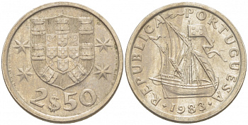Португалия 2,5 эскудо 1983 парусник KM 590 медно-никель 3718-327