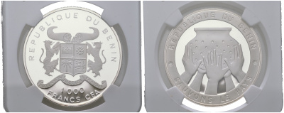 Бенин 1000 франков 1992 спасите страну, пять рук держат сосуд, в слабе NGC PF 69 ULTRA CAMEO KM 1 серебро  PROOF  15-011-02