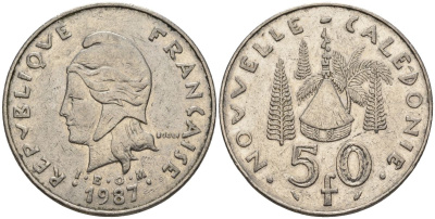Французская Новая Каледония 50 франков 1987 хижина среди сосен и пальм, (IEOM) KM 13, Schoen 15, Lec 121 никель 4120-231