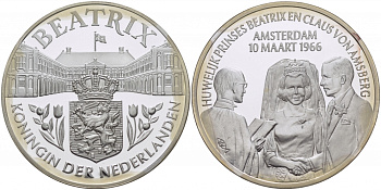 НИДЕРЛАНДЫ МЕДАЛЬ ND КОРОЛЕВА БЕАТРИКС, АМСТЕРДАМ 10 МАРТА 1966 ГОДА, СВАДЬБА ПРИНЦЕССЫ БЕАТРИКС И КЛАУСА фон АМСБЕРГА, ДИАМЕТР 38,5 ММ., ВЕС 22,12 ГР. серебро PROOF 01-147-11