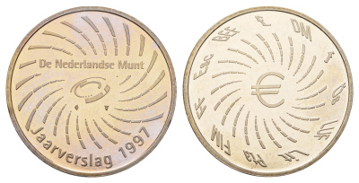 Нидерланды медаль монетного двора 1997 диаметр 33 мм, вес 15,5 гр медно-никель 189-714