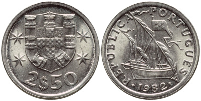 ПОРТУГАЛИЯ 2,5 ЭСКУДО 1982 ПАРУСНИК KM 590 медно-никель UNC 4396-155