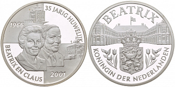 НИДЕРЛАНДЫ МЕДАЛЬ 2001 КОРОЛЕВА БИАТРИКС, 35 ЛЕТ СВАДЬБЕ БИАТРИКС И КЛАУСА (1966-2001), ДИАМЕТР 30 ММ. медно-никель PROOF 02-117-42