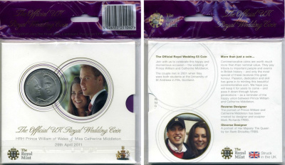Великобритания 5 фунтов 2011 Елизавета II (1952-2022), королевская свадьба принца Уильяма и Кэтрин (Кейт) Миддлтон, в оригинальном буклете KM 1203, Spink L22 медно-никель BUNC 3-6-3-2