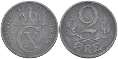 ДАНИЯ 2 ЭРЕ 1942 N; S, КРИСТИАН X (1912-1947) KM 833а цинк 67-514