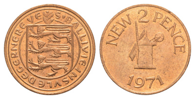 Гернси 2 новых пенса 1971 Елизавета II (1952-2022), ветряная мельница KM 22 бронза UNC 4656-1047