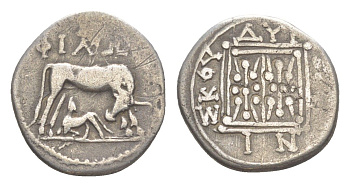 Иллирия, Диррахий драхма 229-100 гг. до н.э. магистрат Филон, корова, кормящая теленка/геометрический орнамент, (из старой нидерландской коллекции) GC.1890 серебро 1073-1-23