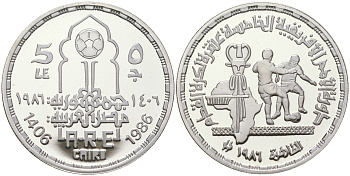 Египет 5 фунтов 1986 АН1406, кубок Африки по футболу, игроки KM 590 серебро  PROOF  11-282-33