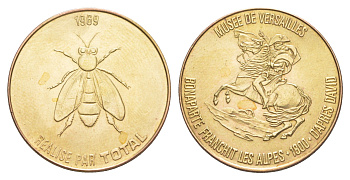 Франция жетон к 200-летию со дня рождения Наполеона-Бонапарта "Музей Версаля - Бонапарт пересекает Альпы" 1969 компания Total, диаметр 25,8 мм, вес 5 гр железо плакированная латунью UNC 4637-522