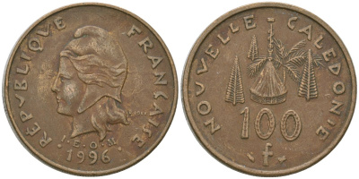 Французская Новая Каледония 100 франков 1996 хижина среди сосен и пальм, (IEOM) KM 15, Schoen 16, Lec 139 никель латунь 4140-1035