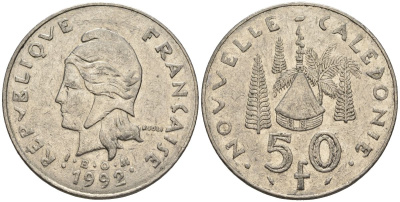 Французская Новая Каледония 50 франков 1992 хижина среди сосен и пальм, (IEOM) KM 13, Schoen 15, Lec 121 никель 4123-133