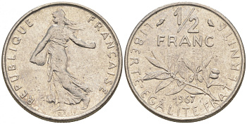 ФРАНЦИЯ 1/2 ФРАНКА 1967 KM 931.1 никель 44-113