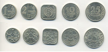 Нидерланды ЛОТ ИЗ 5 МОНЕТ 1941-1945 ВИЛЬГЕЛЬМИНА РЕПЛИКА, Herinneringsserie 1940-1945 медно-никель UNC N5-71