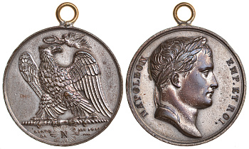 ФРАНЦИЯ МЕДАЛЬ ND НАПОЛЕОН ИМПЕРАТОР И КОРОЛЬ, ШЕЙНАЯ МЕДАЛЬ, ОРЕЛ, диаметр 41,5 мм, вес 37,18 гр. посеребренная бронза 00-00