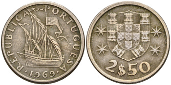 Португалия 2,5 эскудо 1965 парусник KM 590 медно-никель    4152-1112