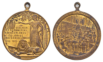 Нидерланды медаль "100-летия независимости Нидерландов 1813–1913" 1913 Прибытие короля Виллема I в Схевенинген, диаметр 29 мм, вес 9 гр бронза 4044-1314