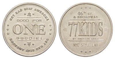 США, Нью-Йорк рекламный жетон магазина "77 kids" ND диаметр 28 мм, вес 6,4 гр белый металл 4171-1257