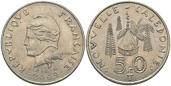 Французская Новая Каледония 50 франков 2009 хижина среди сосен и пальм, (IEOM) KM 13a, Schoen 15a, Lec 128i медно-никель 114-1034