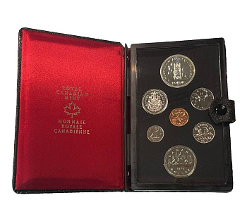 Канада набор из 7 монет (1, 5, 10, 25 и 50 центов; 1 доллар) 1977 25 лет вступлению на престол Королевы Елизаветы II, в оригинальной упаковке, с сертификатом подлинности KM 59, 60.1, 77, 62b, 75.2, 117 и 118 BU 8-1-03-11