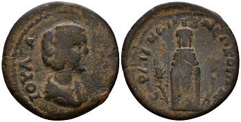 Римская Империя, Провинция Азия, Лидия, Сарды AE 193 - 217 Юлия Домна, жена Септимия Севера, бюст императрицы / культовая статуя богини Коры BMC Lydia 149 бронза 1100-8-57