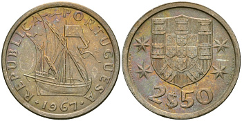 Португалия 2,5 эскудо 1967 Парусник KM 590 медно-никель aUNC 4576-151
