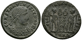 Римская Империя нуммий 330 - 333 Константин II в ранге цезаря GLORIA EXERCITVS Гераклея Good Very fine (степень редкости R4) RIC 70 бронза 1073-6-71