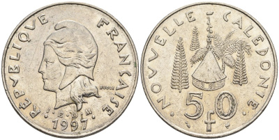 Французская Новая Каледония 50 франков 1997 хижина среди сосен и пальм, (IEOM) KM 13, Schoen 15, Lec 121 никель 4123-422