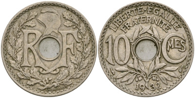 Франция 10 сантимов 1932 KM 866a медно-никель 51-2635