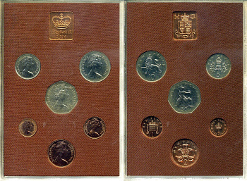 Великобритания официальный набор из 6 монет (1/2, 1, 2, 5, 10 и 50 пенсов) + жетон монетного двора 1974 в оригинальной пластиковой упаковке KM PS30 (911, 912, 913, 914, 915 и 916) PROOF 2-5-2-05