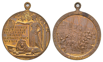 Нидерланды медаль "100-летия независимости Нидерландов 1813–1913" 1913 Прибытие короля Виллема I в Схевенинген, диаметр 29 мм, вес 9 гр бронза 4044-1313