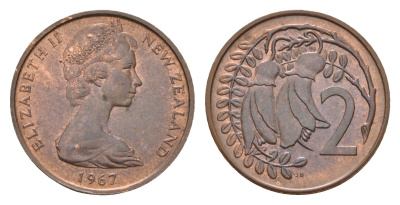 Новая Зеландия 2 цента 1967 Елизавета II (1952-2022), два цветка кохаи KM 32.1 бронза UNC 4669-618