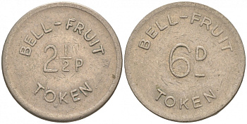 АНГЛИЯ 2 1/2 НОВЫХ ПЕНСОВ = 6 ПЕНСОВ ND ИГРОВОЙ ЖЕТОН, ТОКЕН BELL-FRUIT белый металл 73-1253