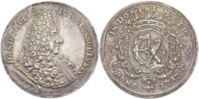 Любек медаль 1717 портрет бургомистра Даниэля Мюллера, диаметр 39,83 мм, вес  12,82 гр, (rare), extremely fine Behrens 709; R?hl 300 серебро 00-814-07
