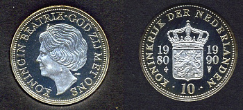НИДЕРЛАНДЫ МЕДАЛЬ 1990 10 ЛЕТ ПРАВЛЕНИЯ КОРОЛЕВЫ БЕАТРИКС, 22,5 мм. 6 гр., БУКЛЕТ серебро PROOF 7-6-48