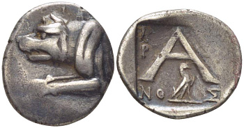 Арголида, Аргос тетробол 90-40 гг. до н.э. голова и передняя часть туловища волка / литера 'А', под ней орел, имя магистрата, в квадратном углублении, 2,35 гр BCD Peloponnesos 1178 серебро 1073-11-97
