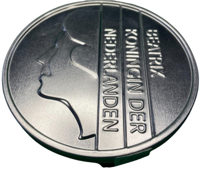 Нидерланды набор из 6 монет 1966-2001 оригинальная коробка 7-4-69