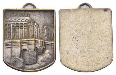 Франция знак в честь 50-ти летия Samaritaine (одного из главных торговых центров Парижа) 1930 размер 34x29 мм, вес 16,5 гр белый металл 1082-2-13