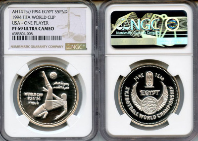 Египет 5 фунтов 1994 15 Чемпионат мира по футболу в США, удар через себя, в слабе NGC PF 69 ULTRA CAMEO KM 738 серебро  PROOF  00-000-00
